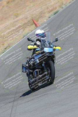 media/Nov-12-2023-Classic Track Days (Sun) [[11f17acb81]]/Group 3/session 2 turn 9/